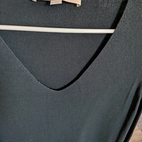 LOFT Charcoal V-Neck Sweater - Picture 2 of 3